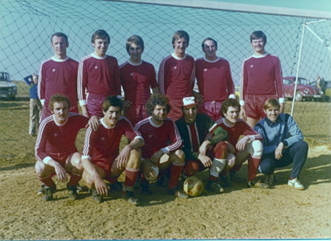 Herren-1-Meisterschaft-1976-C-Klasse-350px-hoch